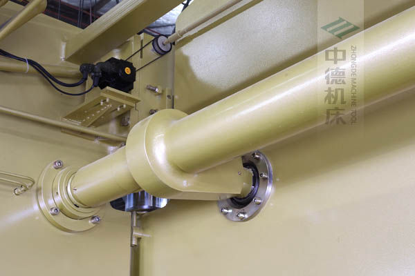 ZDP-20050高精度扭軸同步裝置，采用知名品牌關(guān)節(jié)軸承，經(jīng)久耐用.jpg